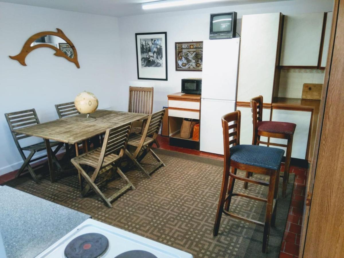 Albergue Dolphins Backpackers Tintagel Exterior foto