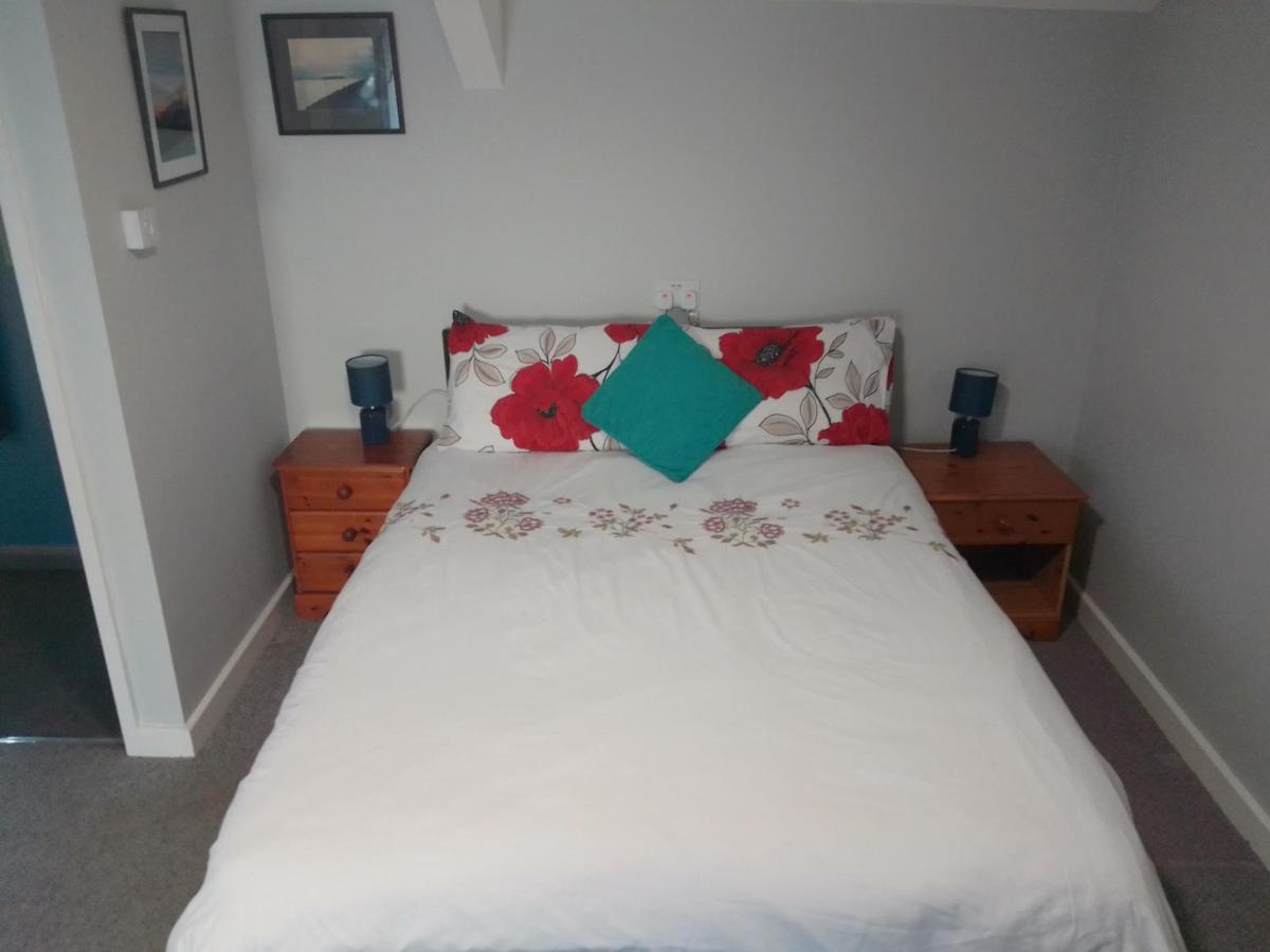 Albergue Dolphins Backpackers Tintagel Exterior foto